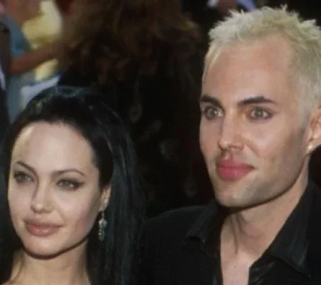 Sexo com irmão, sêmen em estômago! Os boatos bizarros de famosos