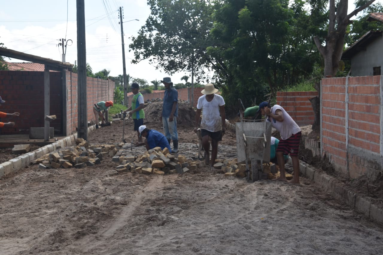 Obras em Monsenhor Gil parceria legislativo com executivo - Imagem 3