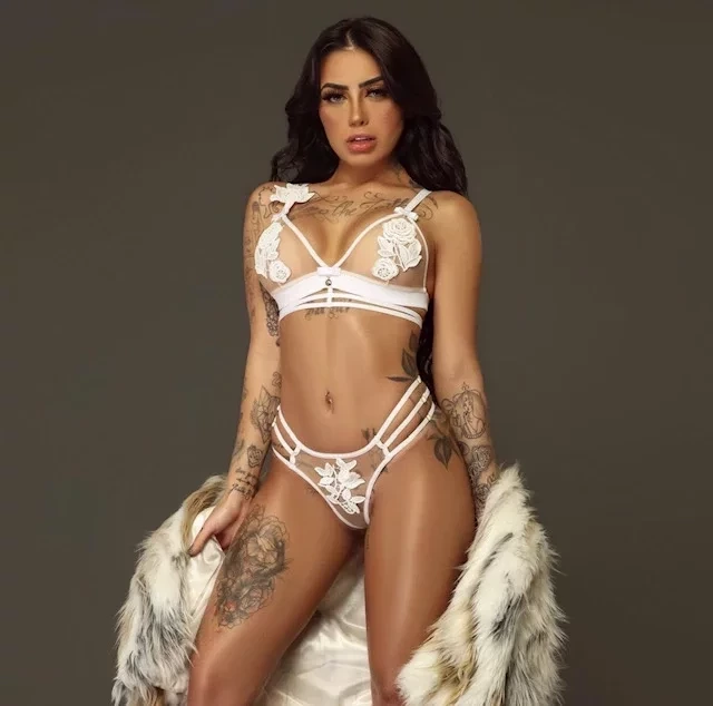 MC Mirella toda fogosa. Crédito: Instagram.