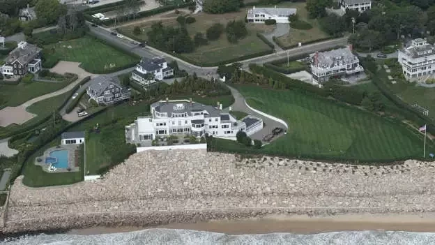 Confira como são 10 mansões luxuosas de famosos - imagem 37658