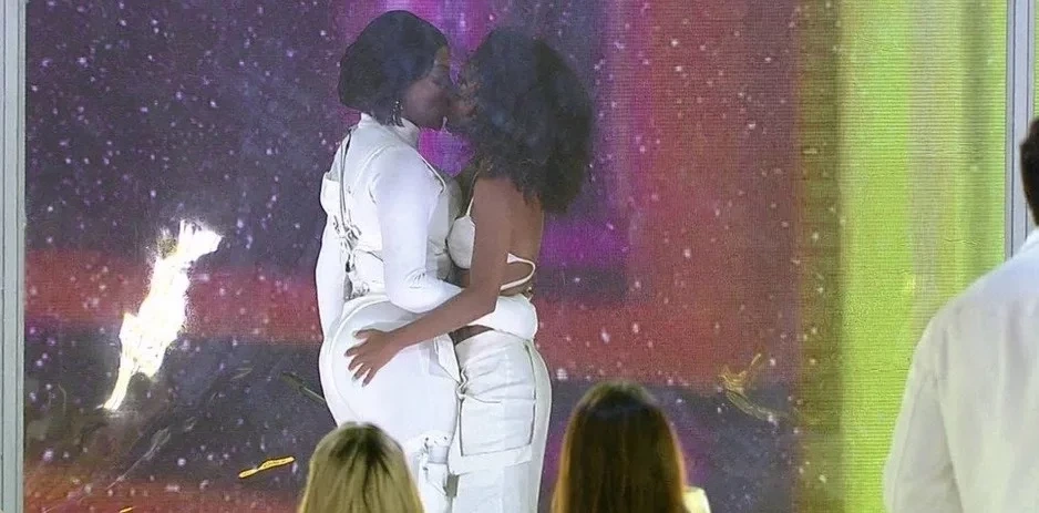 Relembre os beijos mais marcantes do BBB 21. Veja fotos! - imagem 38186