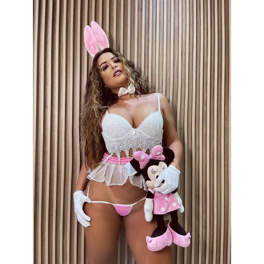 Geisy Arruda surge de ‘coelhinha sexy’ em ensaio quente de Páscoa - imagem 35805