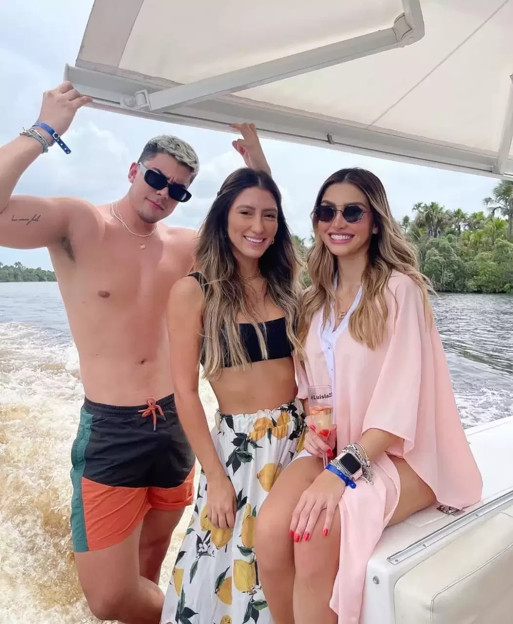 Irmãos Luisla Berger e Ryan passam feriadão em paraíso maranhense - imagem 35951