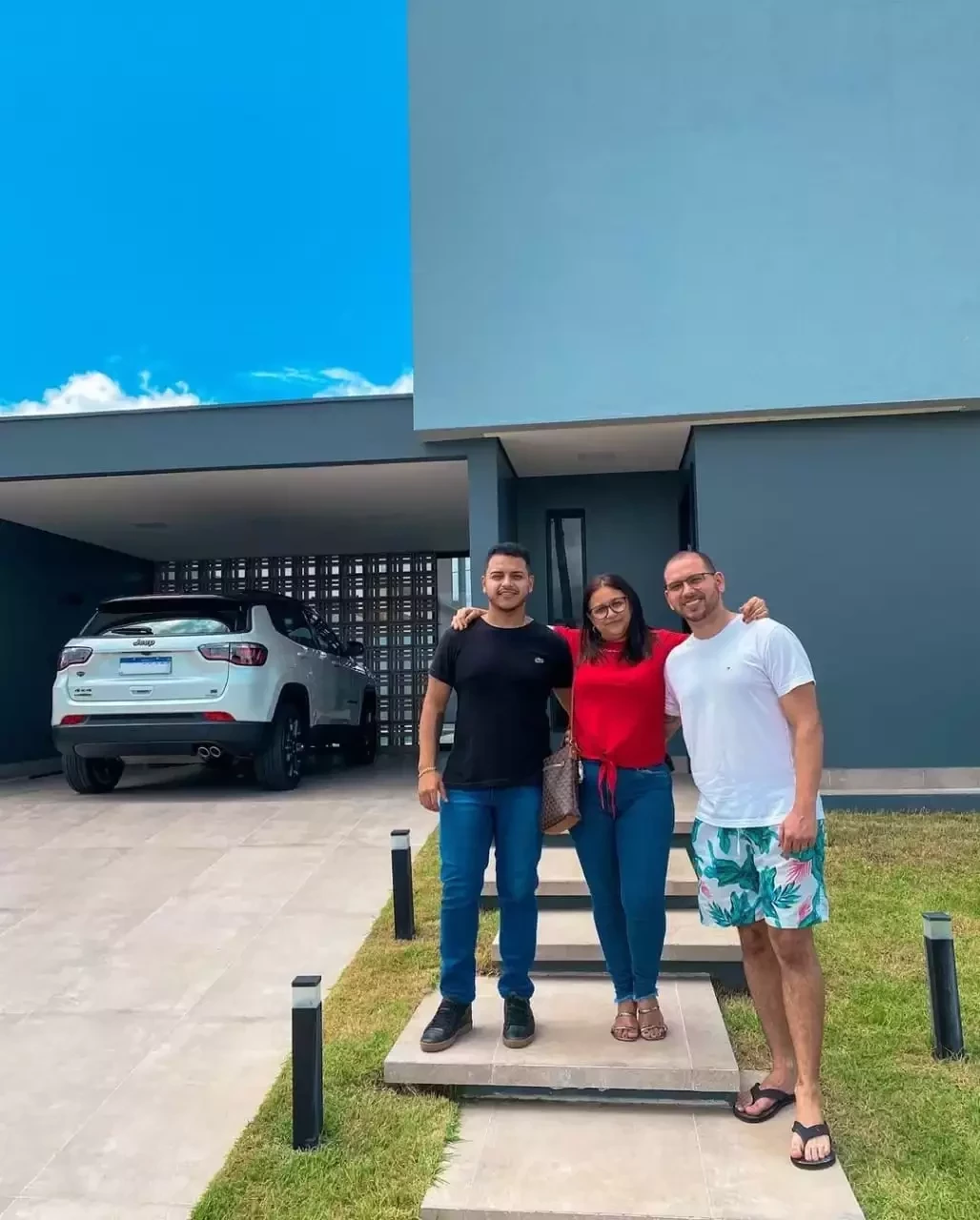 De origem simples, médico compra casa de presente para mãe em THE - imagem 36049