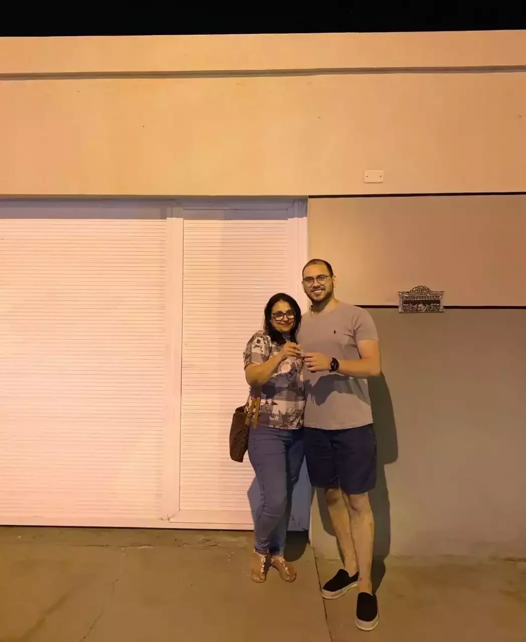 De origem simples, médico compra casa de presente para mãe em THE - imagem 36046