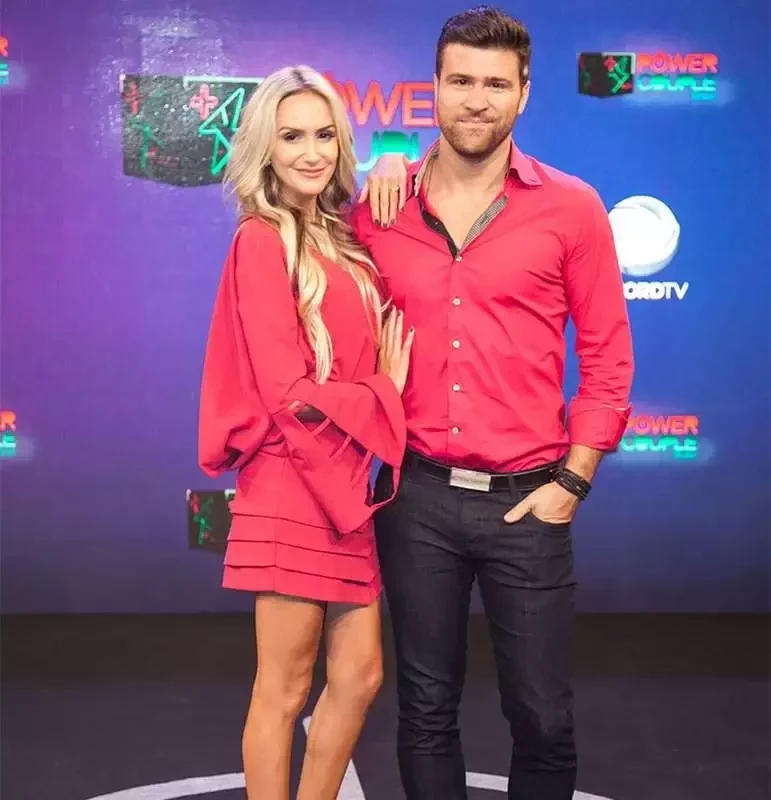 Marcelo Ié Ié e Julia Bressan