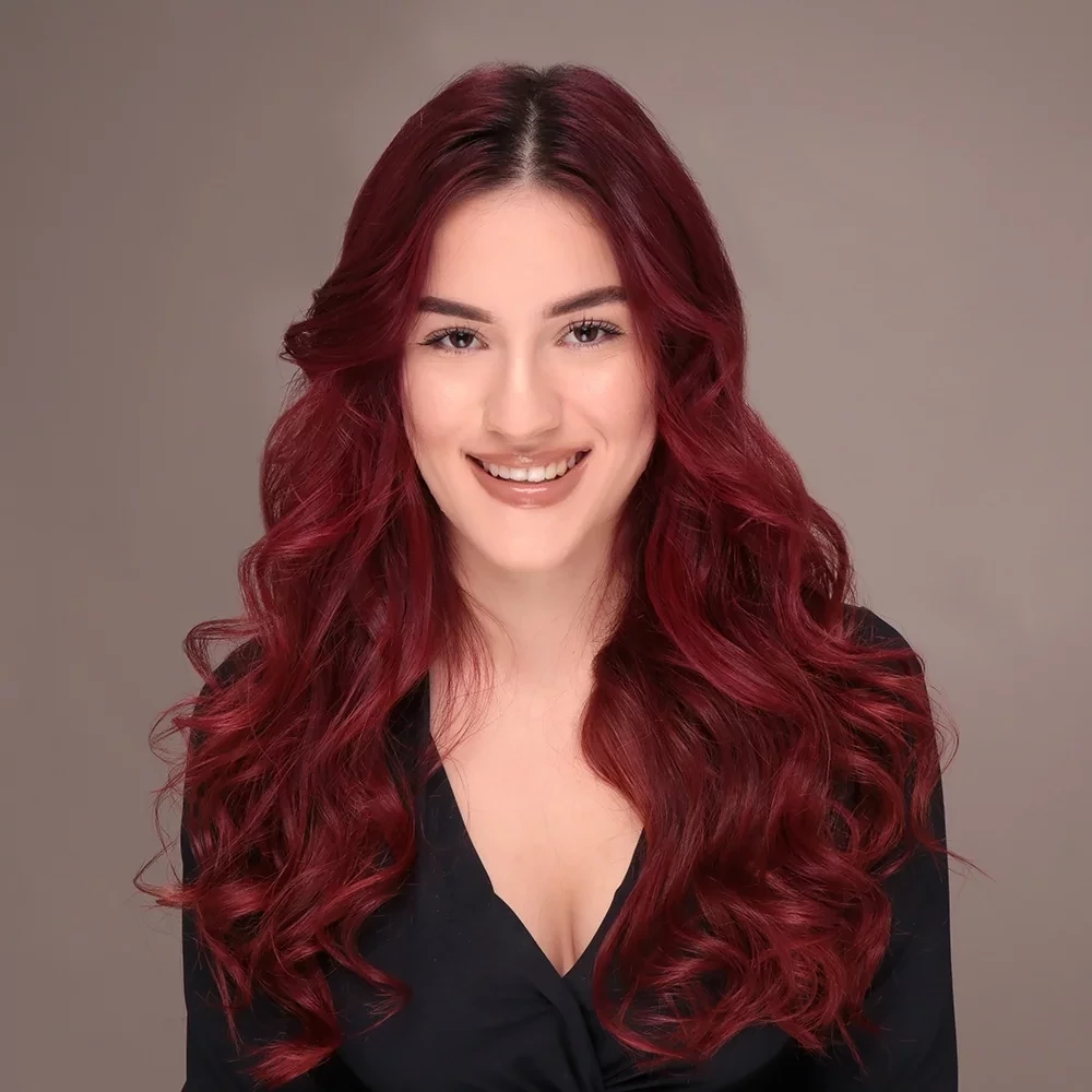 Lábios volumosos?; Siga uma técnica simples de maquiagem - imagem 39431