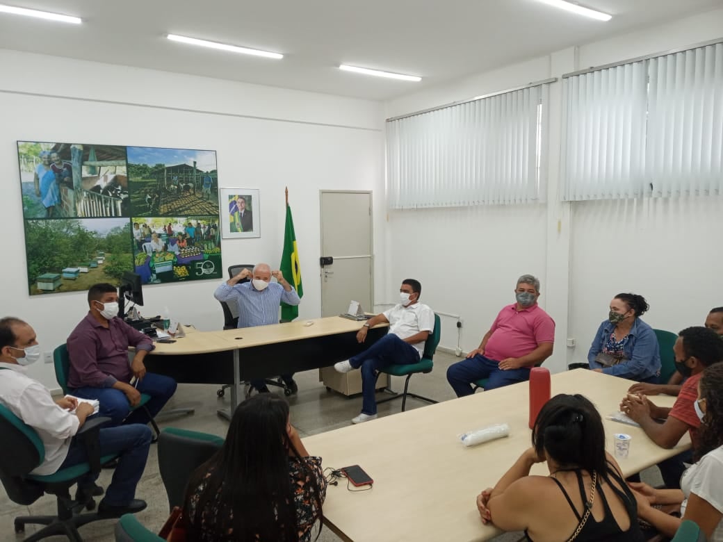 Prefeito participa de audiência pública sobre benefícios no INCRA-PI  - Imagem 2