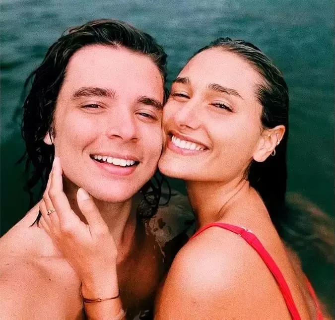 Noivado em viagem romântica