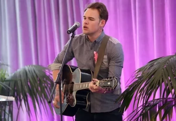 Veja 7 famosos que têm autismo e você nem imaginava - imagem 40052