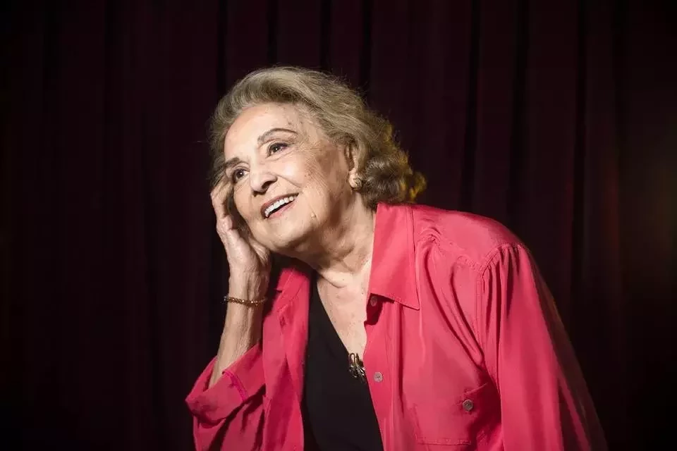 Eva Wilma morre aos 87 anos 