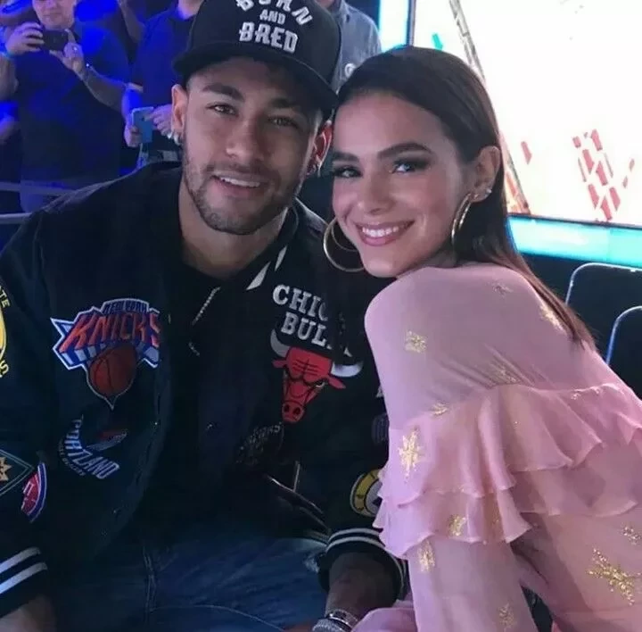 Bruna Marquezine e Neymar Jr. 
