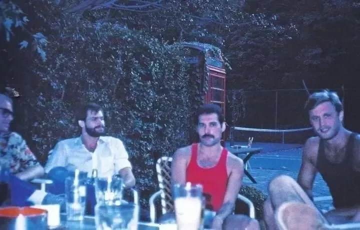 Freddie Mercury. Crédito: Reprodução/Facebook.