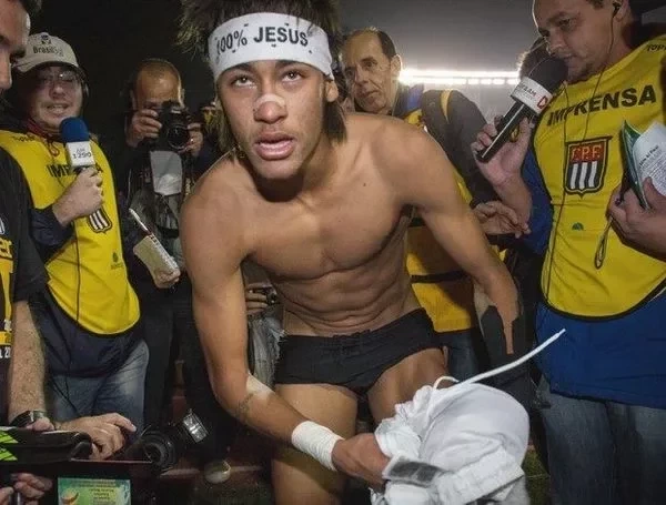 Sem cueca, perseguição nu: Saiba todos os pontos da acusação contra Neymar - imagem 41365