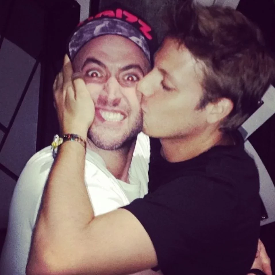 Famosos lamentam a morte do ator Paulo Gustavo