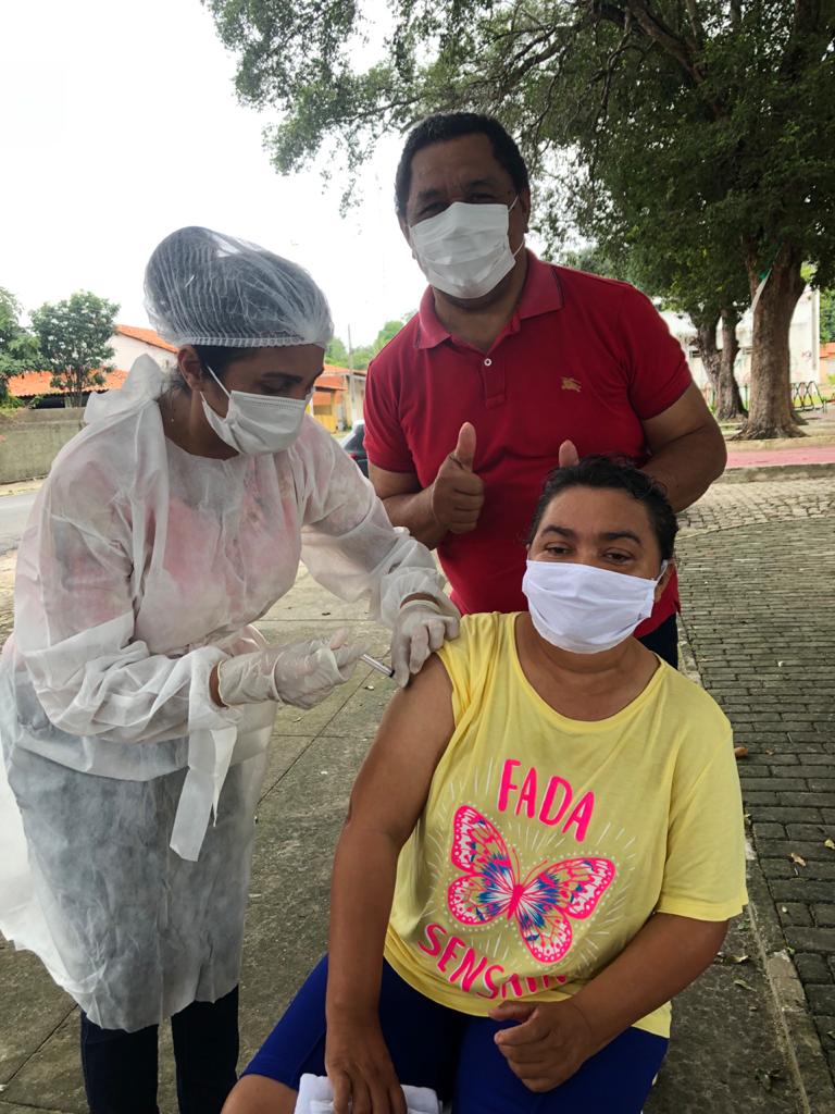 Prefeito João Luiz e vários outros tomaram vacina da Covid-19 - Imagem 12