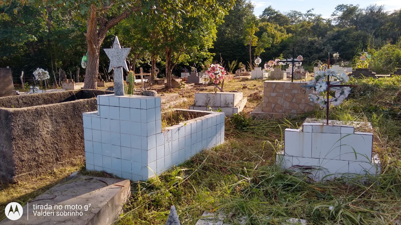 Respeito pelos mortos mantendo cemitérios limpos em Monsenhor Gil - Imagem 3
