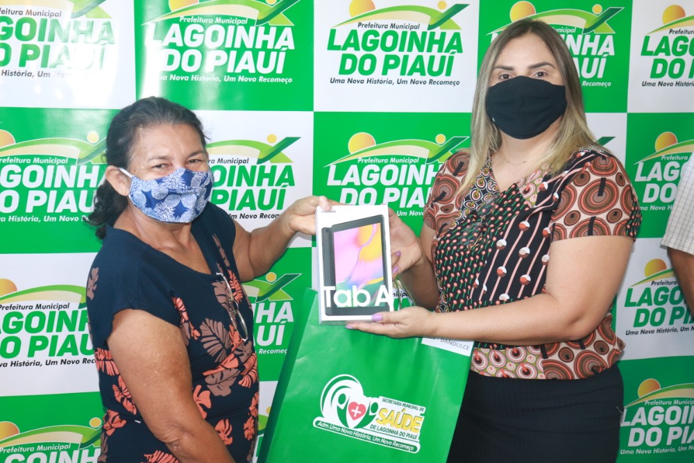Prefeitura de Lagoinha entrega Tablets para ACS do Município - Imagem 7