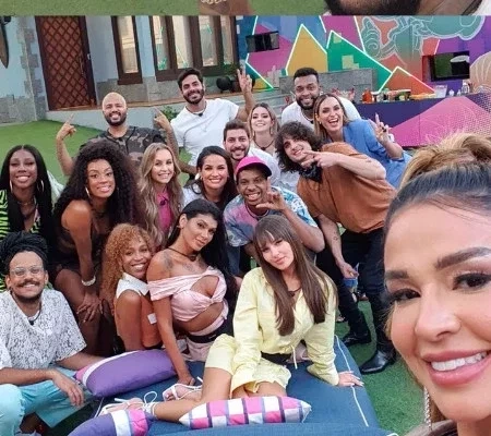 Confira quanto os ex-BBBs 21 cobram por publicidade no Instagram