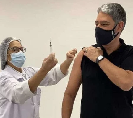 Veja famosos que já tomaram a vacina contra a Covid-19