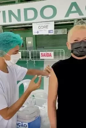 Veja famosos que já tomaram a vacina contra a Covid-19 - imagem 42707