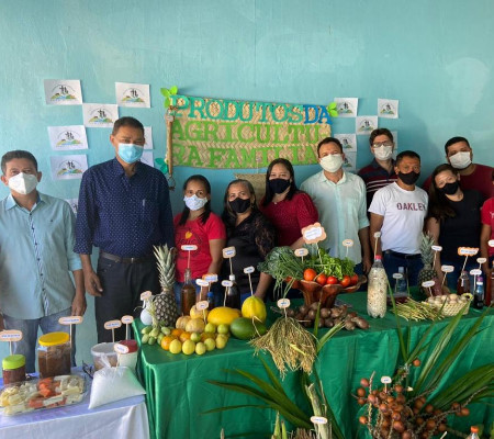 Exposição da “Mesa da Agricultura Familiar” em Manoel Emídio