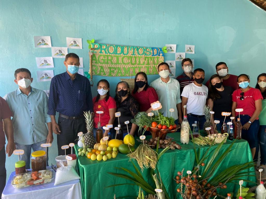 Exposição da “Mesa da Agricultura Familiar” em Manoel Emídio - Imagem 1