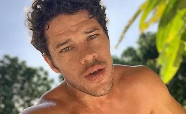 Saiba que famosos tiveram nudes vazados na internet - imagem 42913