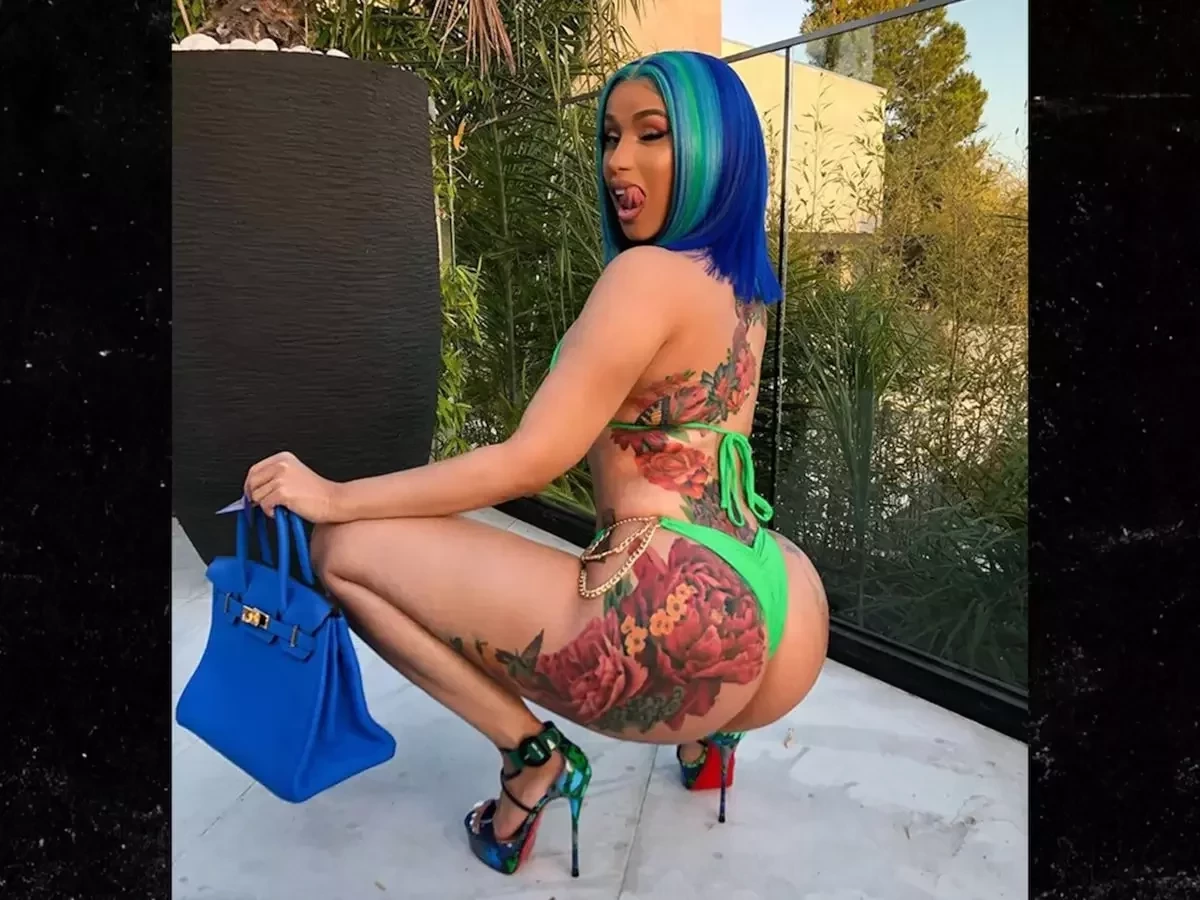 Cardi B 