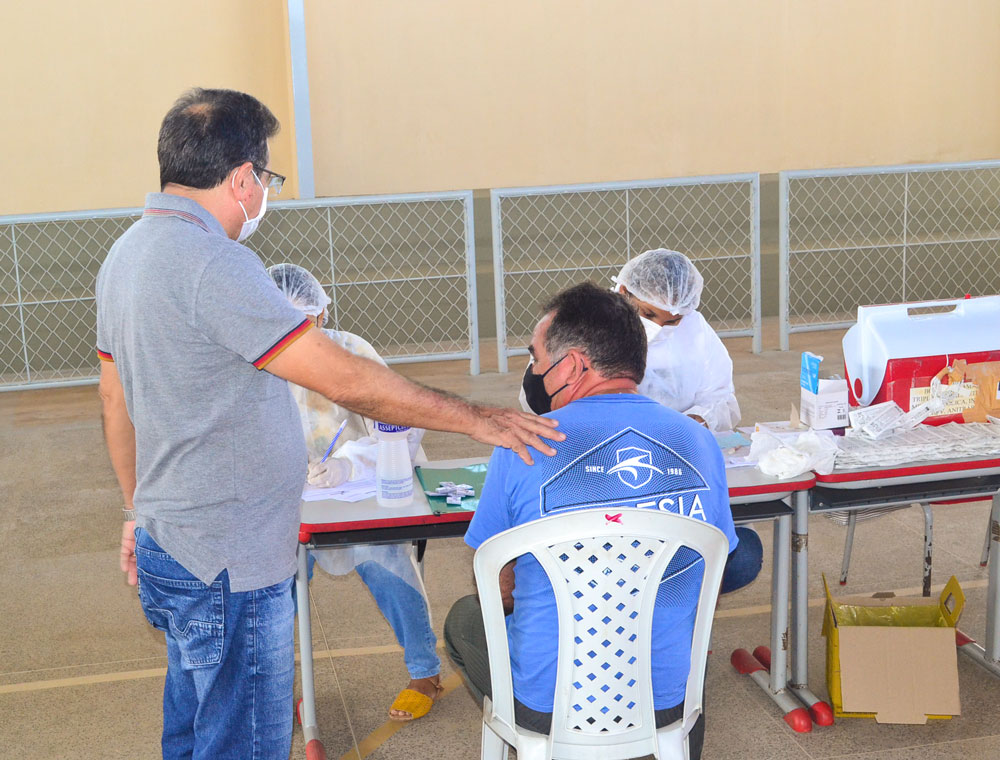 Joaquim Pires inicia imunização do público entre 55 a 59 anos - Imagem 5