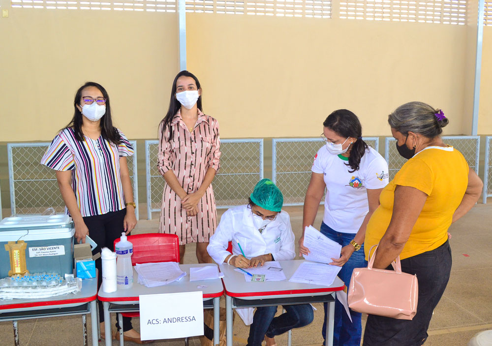 Joaquim Pires inicia imunização do público entre 55 a 59 anos - Imagem 6