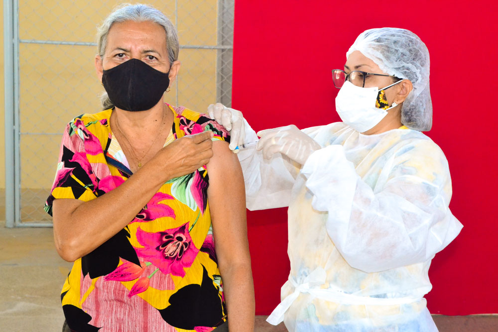 Joaquim Pires inicia imunização do público entre 55 a 59 anos - Imagem 19