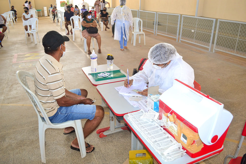 Joaquim Pires inicia imunização do público entre 55 a 59 anos - Imagem 3