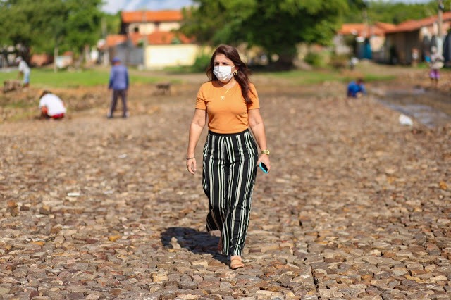  Maninha realiza vistoria de obras de reforma da rua Josias Correia - Imagem 2