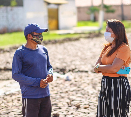  Maninha realiza vistoria de obras de reforma da rua Josias Correia
