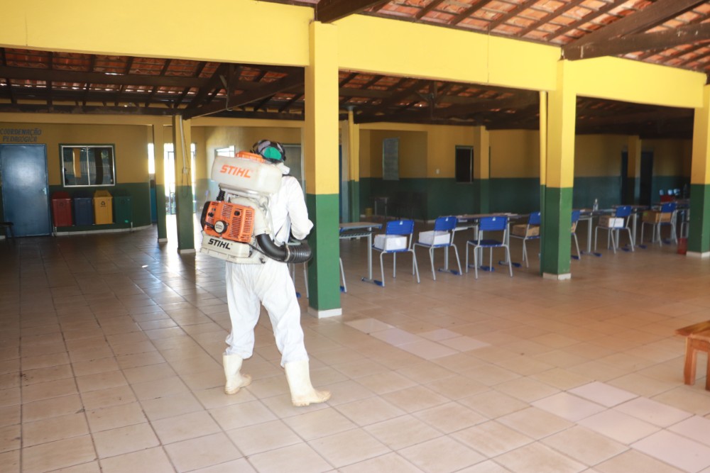 Prefeitura de Lagoinha realizou Sanitização na Cidade contra o COVID-19 - Imagem 6