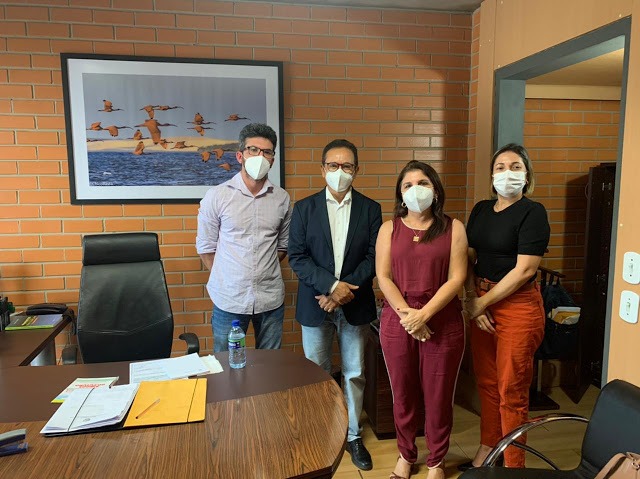 Prefeita busca recursos na Sesapi e com o Dr. Hélio para a Saúde  - Imagem 1