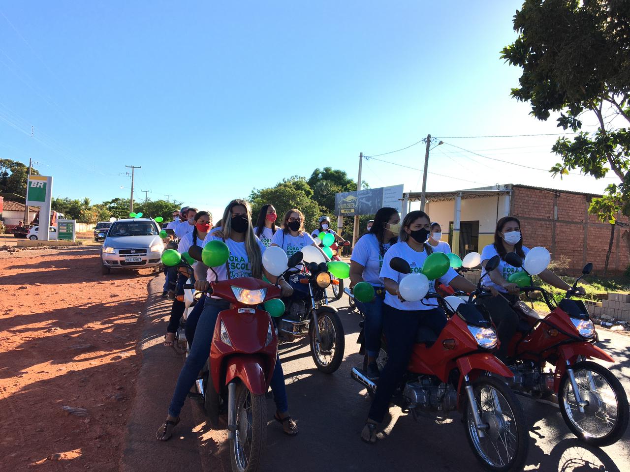 Prefeitura e Secretaria de Educação realiza ação de conscientização - Imagem 10