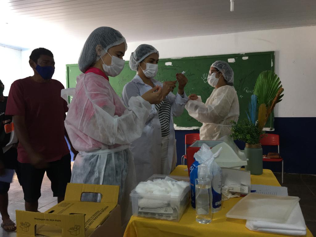 Prefeitura e Secretaria realiza mutirão de vacinação contra a COVID-19 - Imagem 9