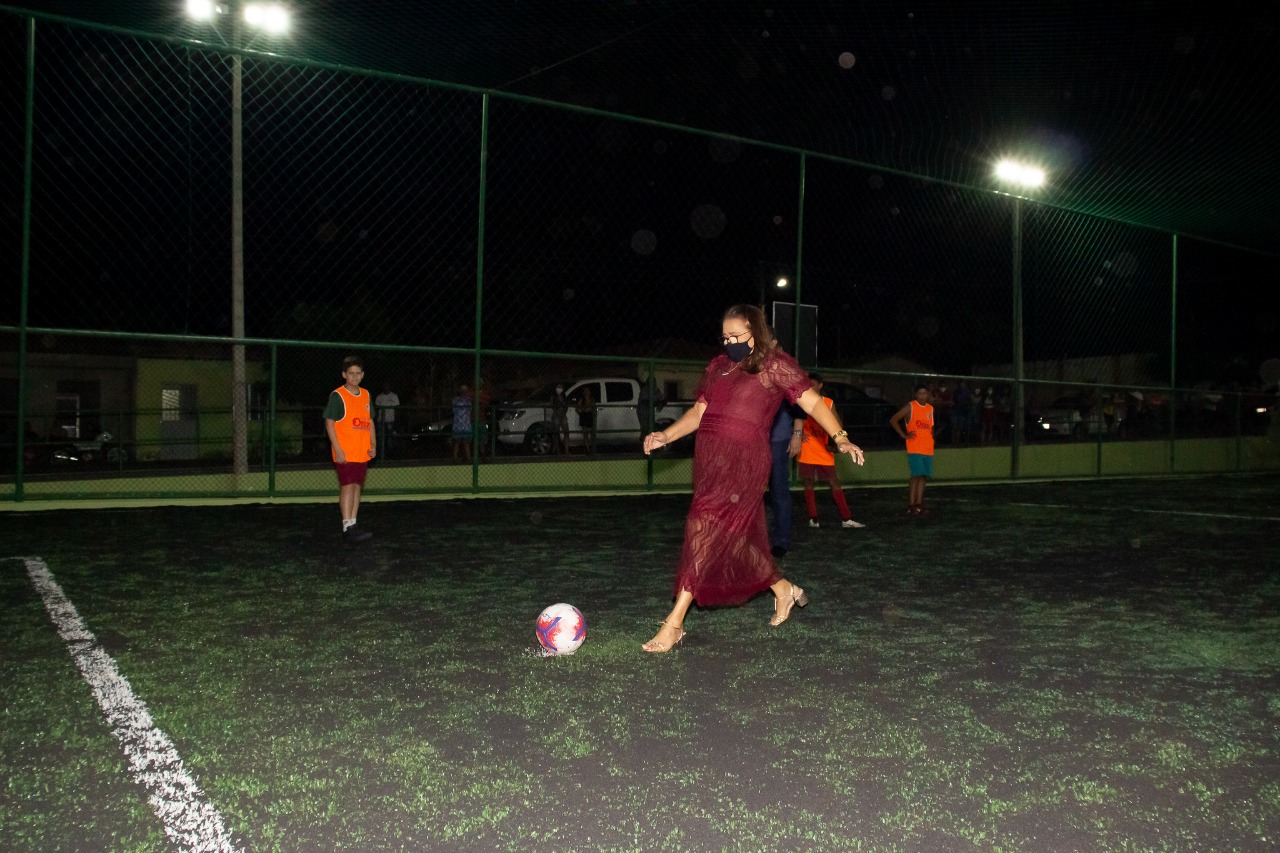 Prefeita Lúcia Lacerda inaugura Complexo Esportivo e Cultural - Imagem 3