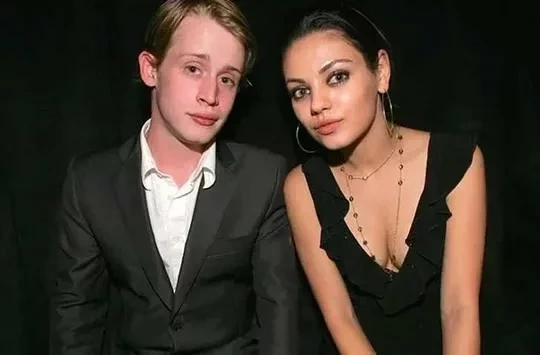 Mila Kunis e Macaulay Culkin