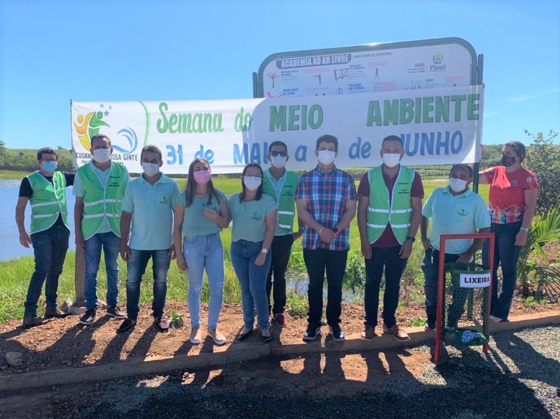Prefeito Luciano participa de  ação ambiental em Hugo Napoleão - Imagem 8