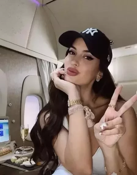 "Morena" de clipe de Luan Santana é ex de Maluma e Neymar; fotos - imagem 42056