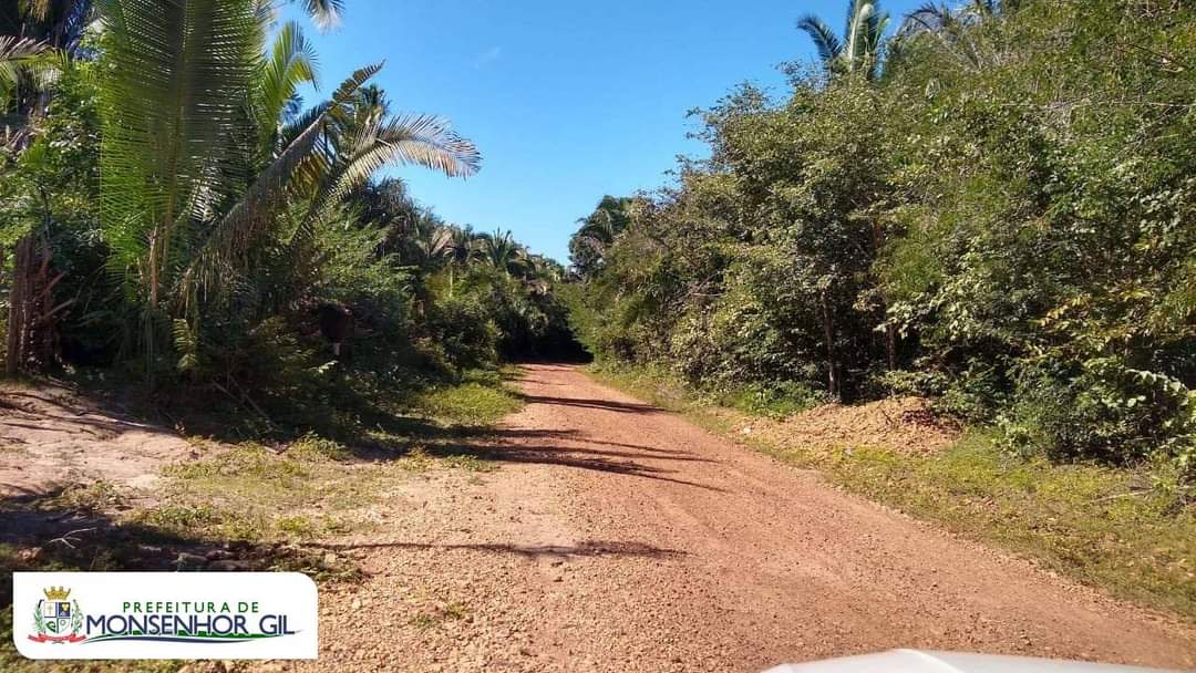 Prefeitura de Monsenhor Gil atuando na recuperação de suas estradas - Imagem 1