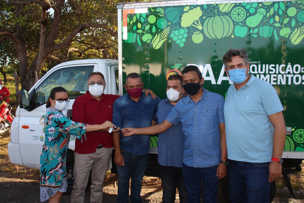 Palmeirais recebe veículo do Programa de Aquisição de Alimentos; fotos! - Imagem 6