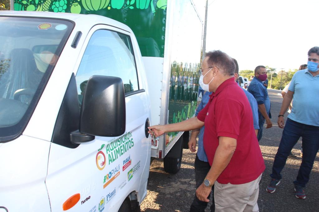 Palmeirais recebe veículo do Programa de Aquisição de Alimentos; fotos! - Imagem 3
