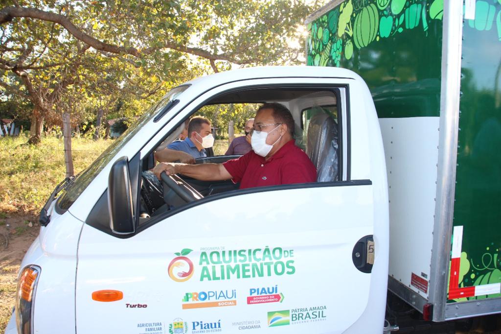 Palmeirais recebe veículo do Programa de Aquisição de Alimentos; fotos! - Imagem 4