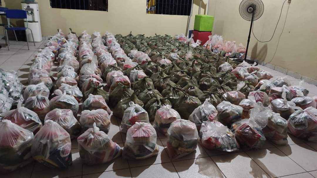 Prefeitura de Monsenhor Gil faz entrega de alimentos da merenda escolar - Imagem 2