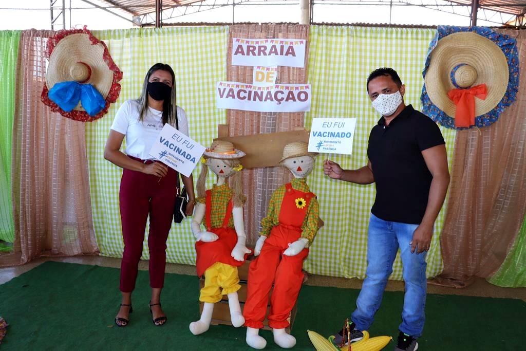 Trabalhadores da Educação são imunizados na cidade de Valença do Piaui - Imagem 70