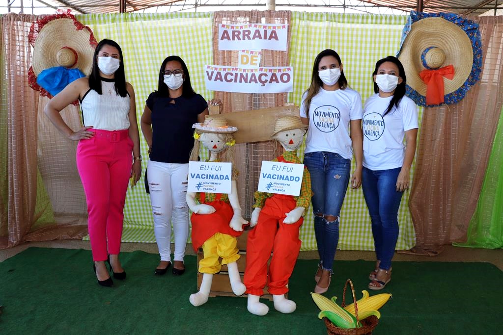 Trabalhadores da Educação são imunizados na cidade de Valença do Piaui - Imagem 74